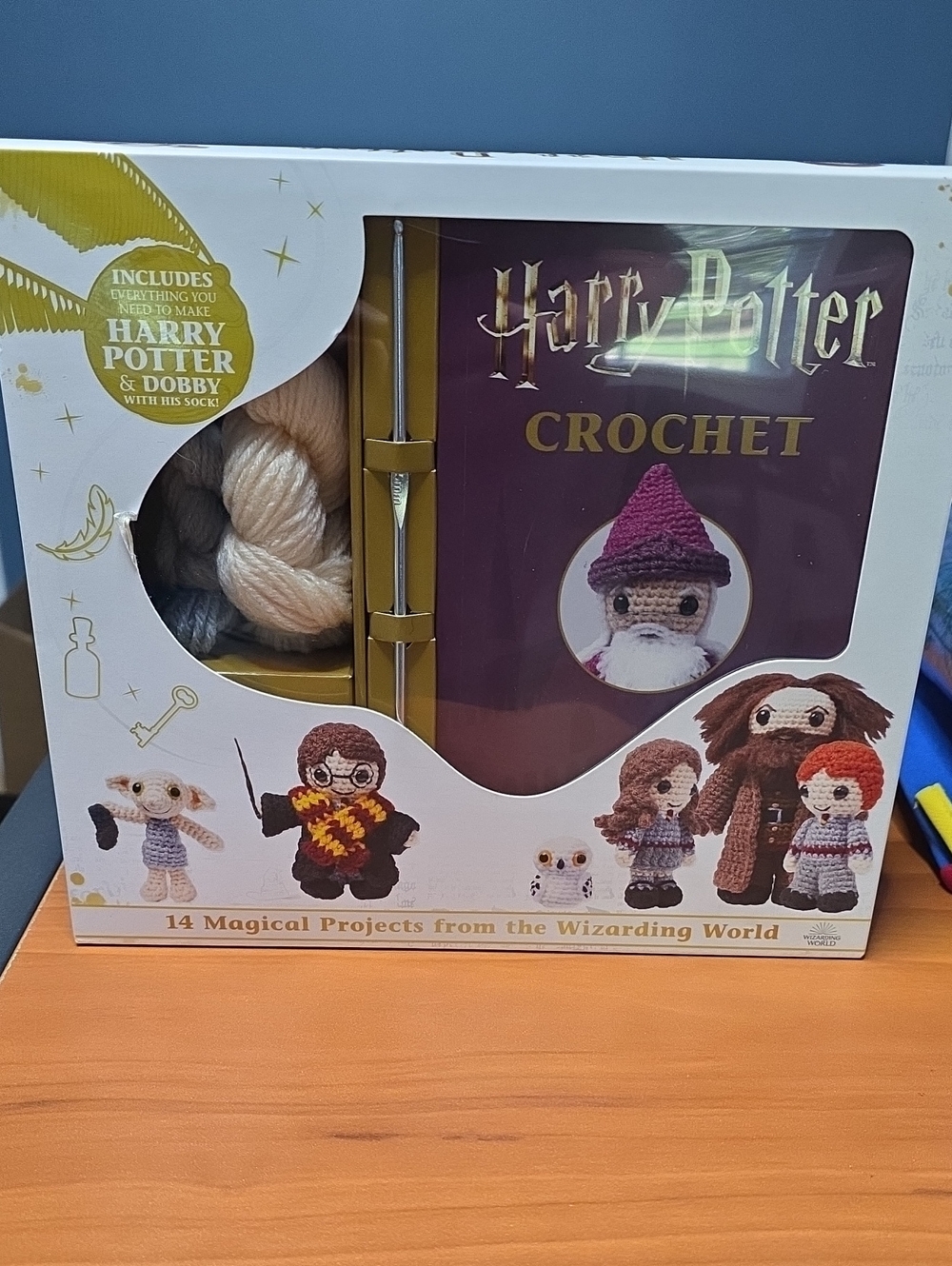 Warner Bros. Harry Potter Crochet Kit - White, Cream, Brown, Gray, Burgundy
